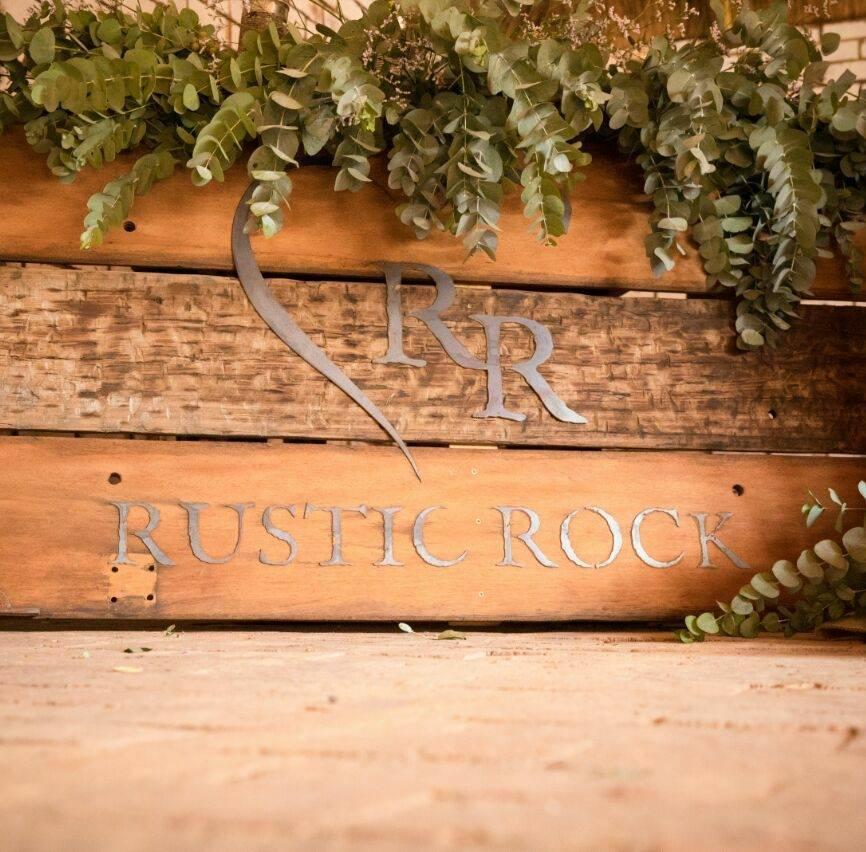 The Wedding Website of Richard Curtis and Kerri Skinner