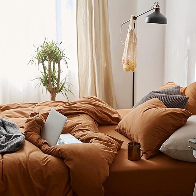 Omelas Caramel Pumpkin Duvet Cover King Size Burnt Orange Rust Modern Minimalist Style Solid Color Bedding Sets 3 Pieces Soft Microfiber Comforter Covers with Zipper Closure for Women Men