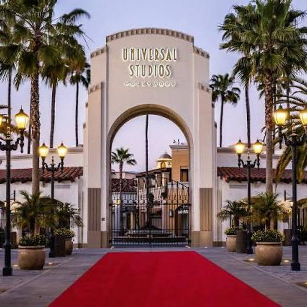 2 Tickets to Universal Studios Hollywood