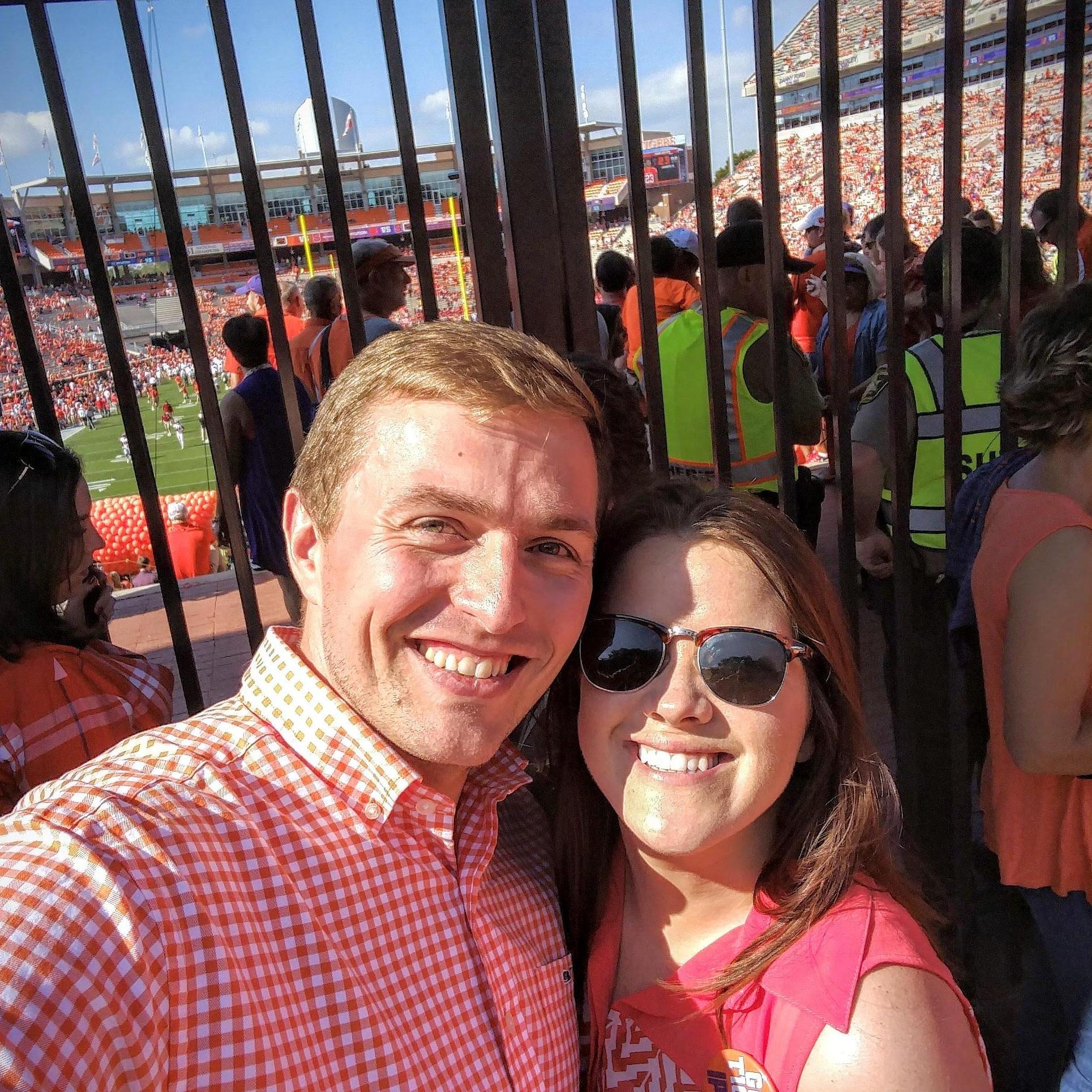 Matthias' first Clemson Football Game, Tailgate and bud light!