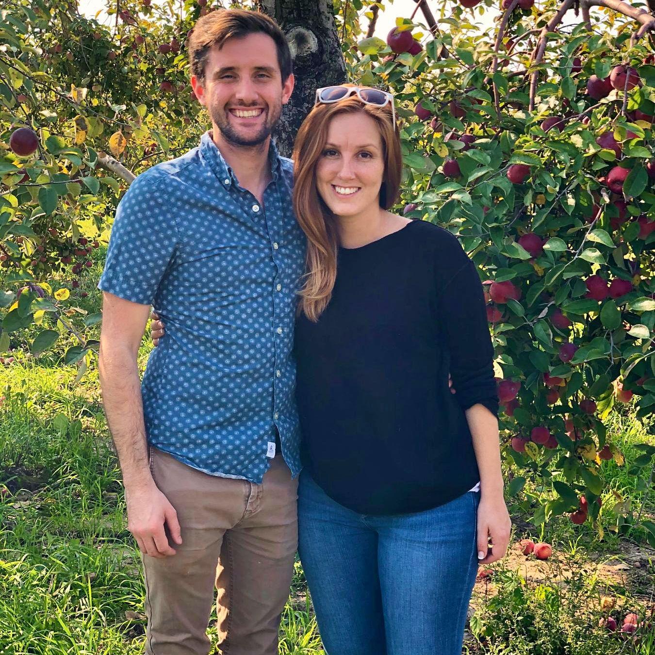 Picking apples in Galena, Illinois