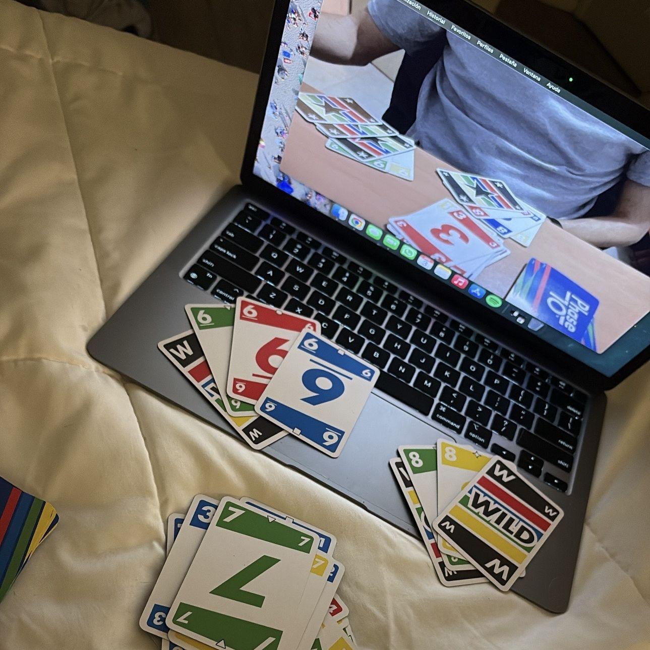 As said, there were many Facetime dates, so Brooke and Dani got creative with how to spend time together (they are board game enthusiasts)