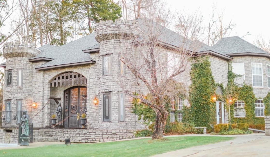 The Wedding Website of Robyn Griffin and Jeff Brown