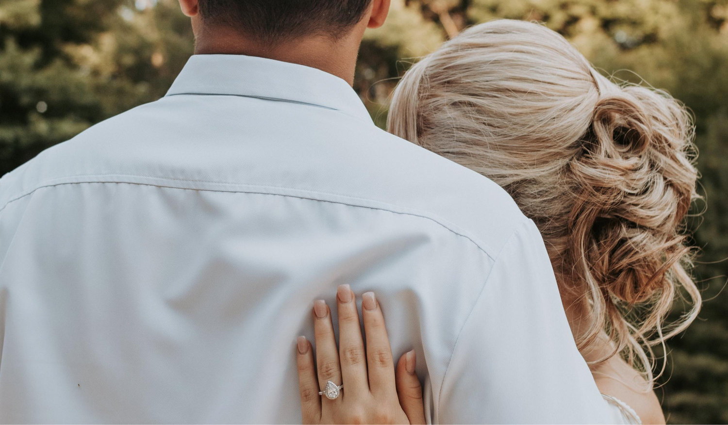 The Wedding Website of Deshania Stallard and Louie Thacker