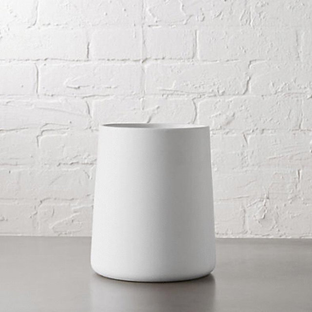 Matte white utensil holder