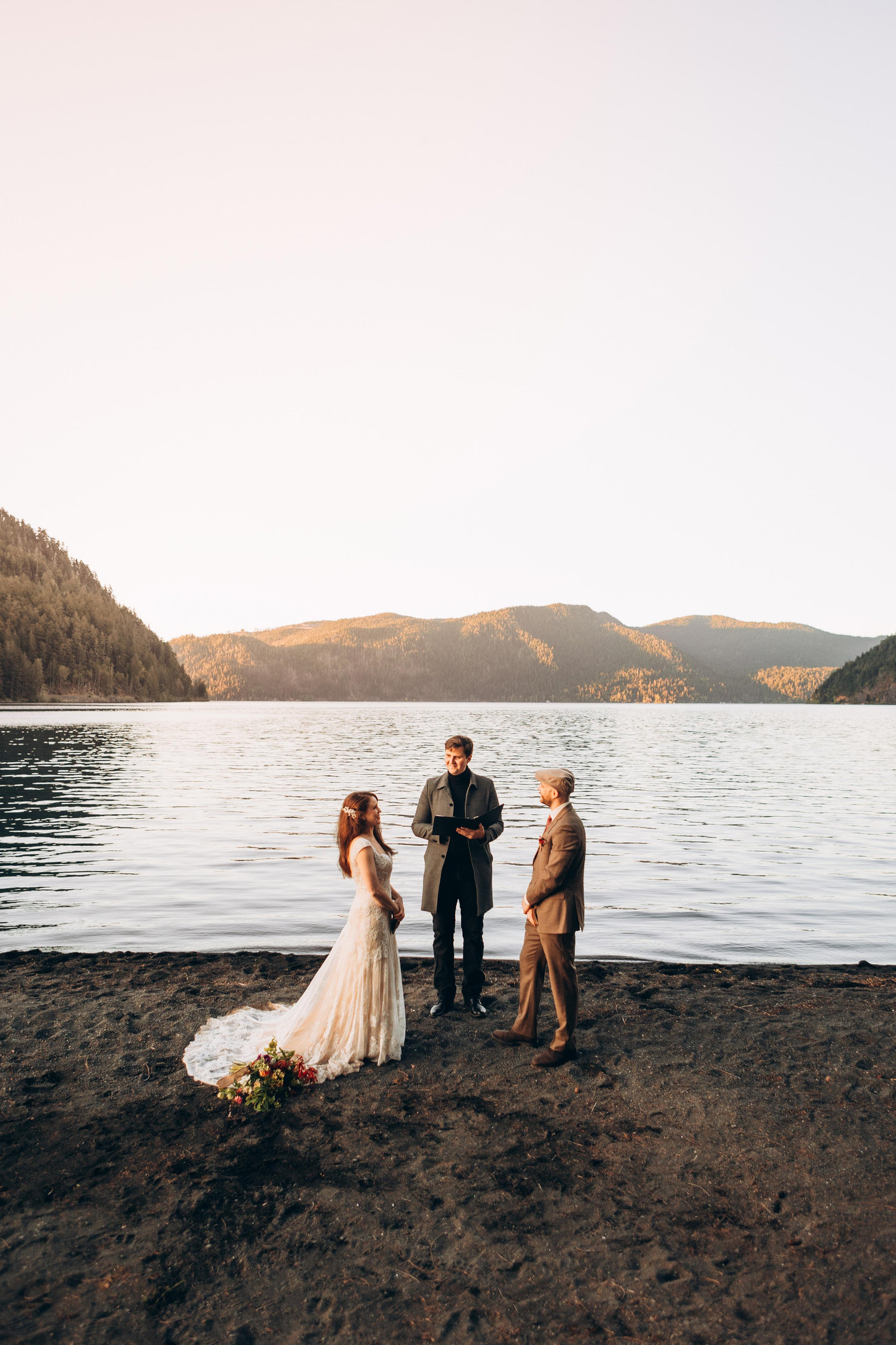 The Wedding Website of Conor McCabe and Elizabeth Dezeeuw
