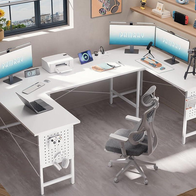 Pamray 71 Inch Large Computer Desk with Power Outlets,U Shaped Corner Desk for Home Office Work and Gaming White