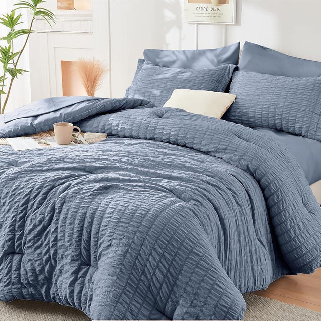HYMOKEGE Nordic Blue King Size Comforter Set Seersucker 7 Pieces, All Season Luxury Bed in a Bag for Bedroom, Bedding Set with Comforter, Sheets, Pillowcases & Shams