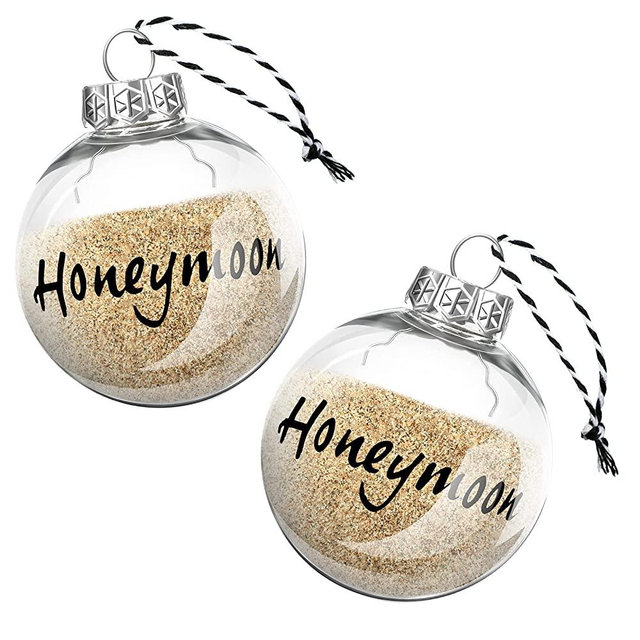 2 Pieces Honeymoon Sand Keepsake Jar Christmas Ornaments Hand Lettered Plastic Sand Jar for Travel Present Newlywed Bridal Shower, Shatterproof, 2.4 Inch Diameter