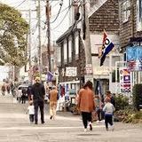 Bearskin Neck