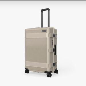 HC30 ATX Check-In - Tan