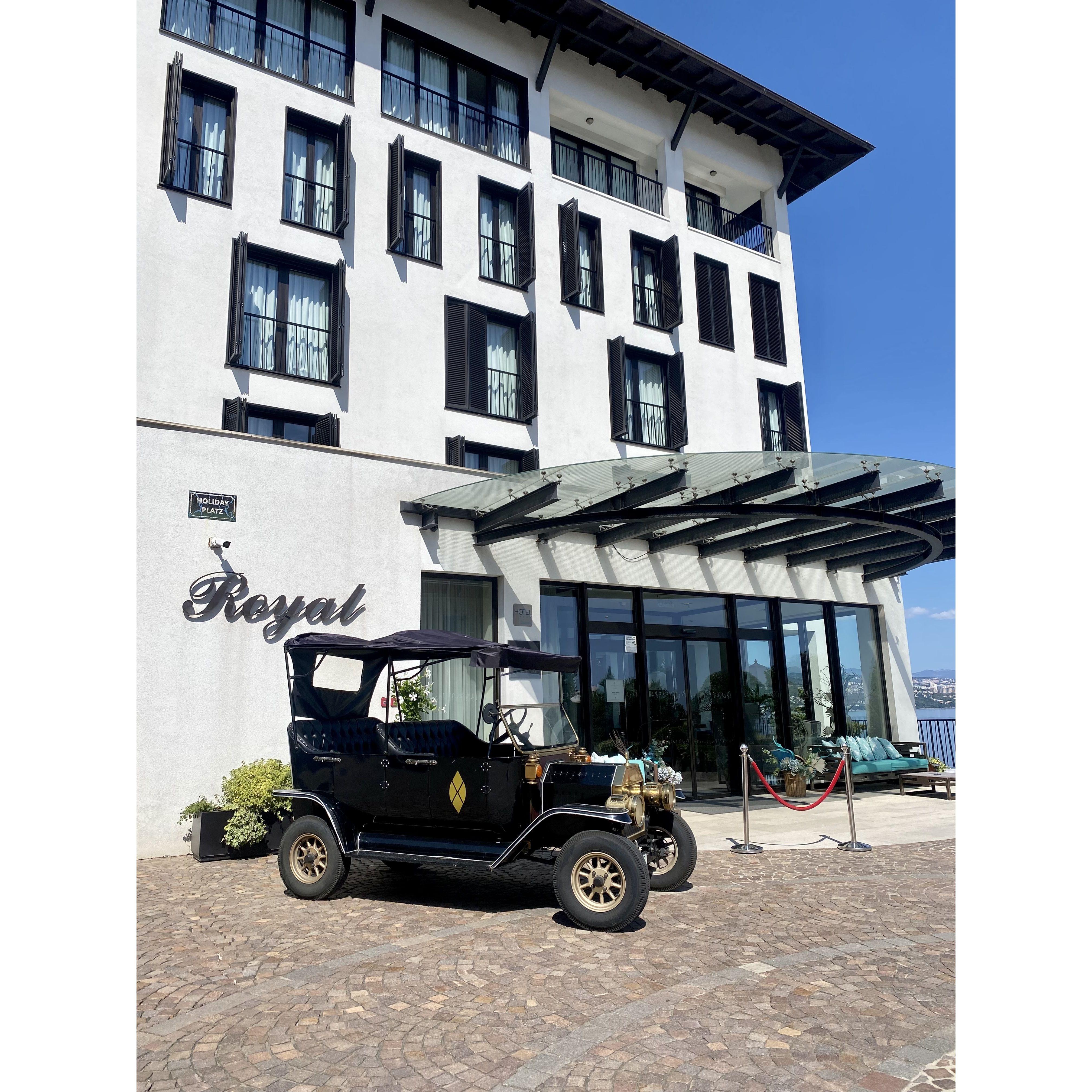 Royal Hotel ( Wedding Venue)