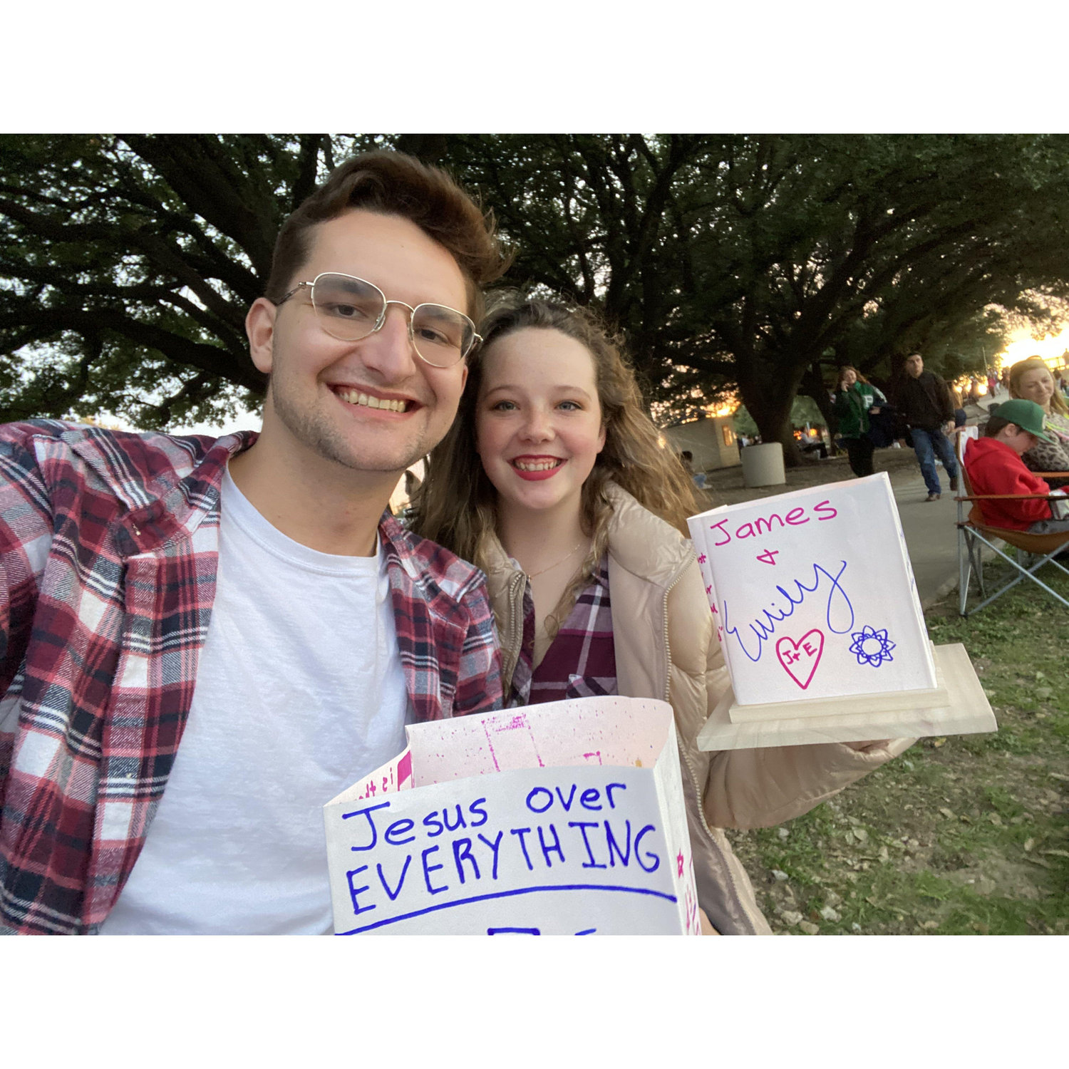 An underwhelming but wholesome water lantern festival