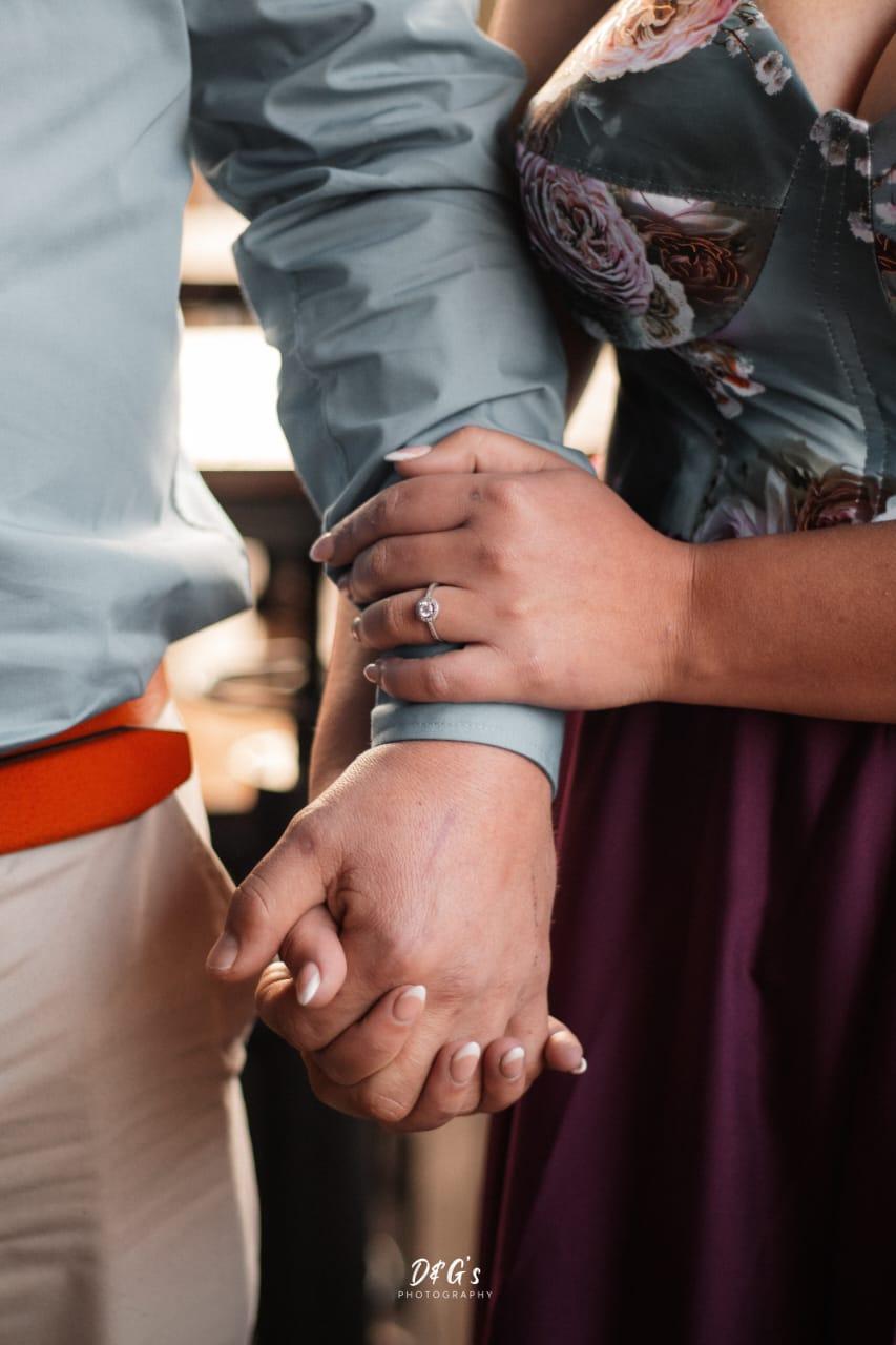 The Wedding Website of Carmen Faurie and Erjee Heenop