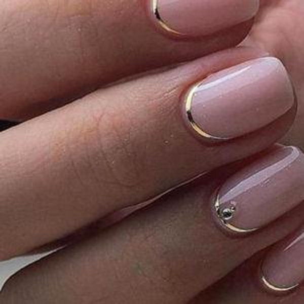 Manicure For The Wedding