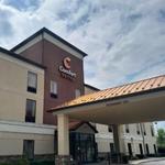 Comfort Suites