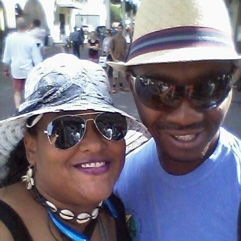 French Quarter Festin' in New chapeaus.
