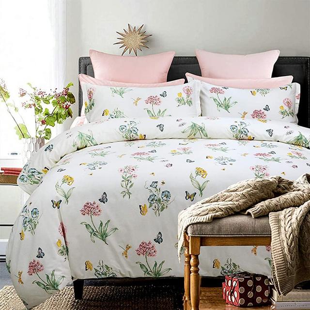 FADFAY Butterfly Meadow Duvet Cover Set 3-Piece Hypoallergenic 100% Cotton Stain Drill Farmhouse Bedding Floral Bedding with Hidden Zipper Closure 3 Pieces, 1duvet Cover & 2pillowcases, Queen Size