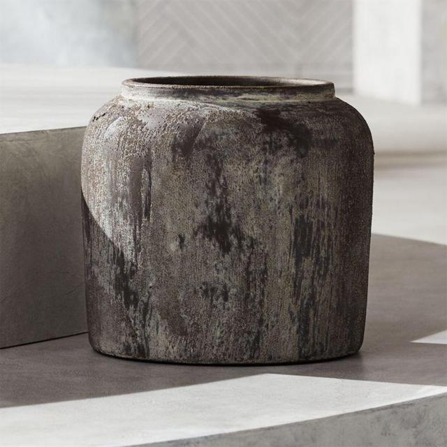 Roma Round Terracotta Planter Small