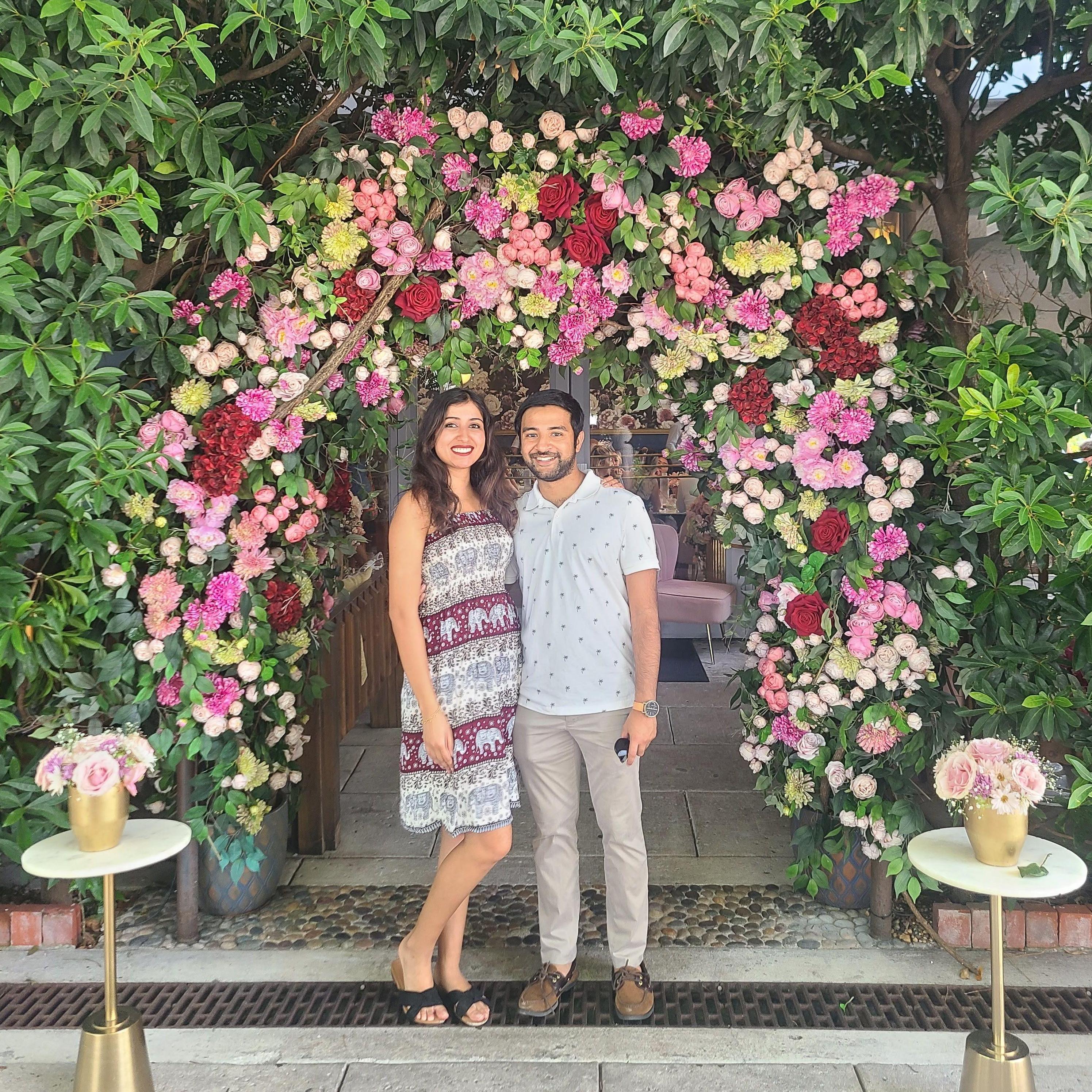 Poses with Roses 🌹