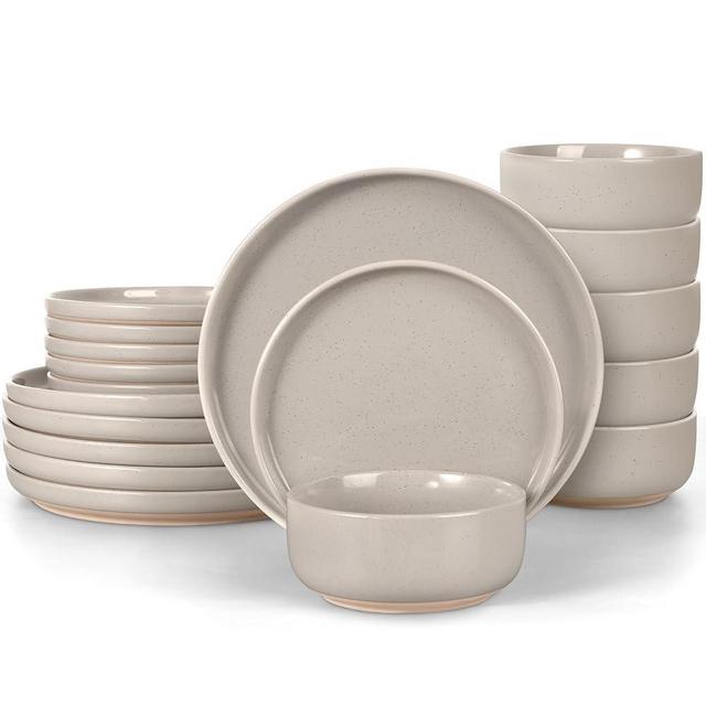 LIANYU Ceramic Dinnerware Sets for 6, 18 Piece Dish Dinner Set for Dessert Salad Pasta, Stoneware Kitchen Dining Plates and Bowls, Chip & Scratch Resistant, Milky Brown