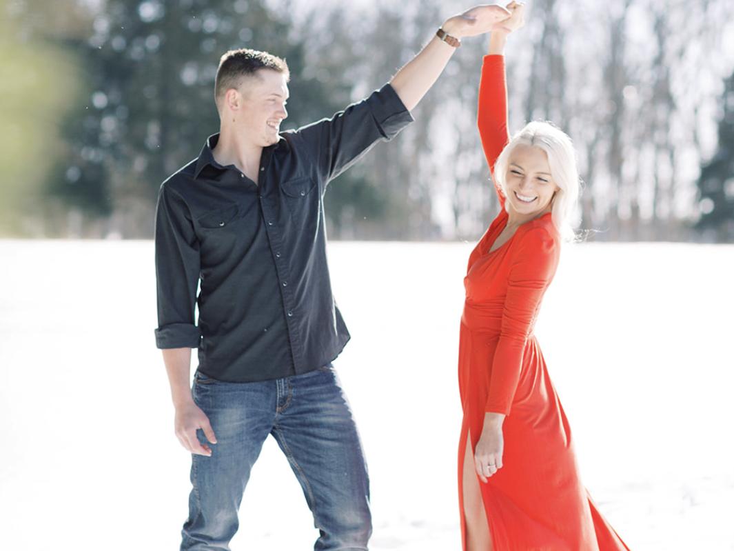 The Wedding Website of Emily Ellis and Colten Lottmann