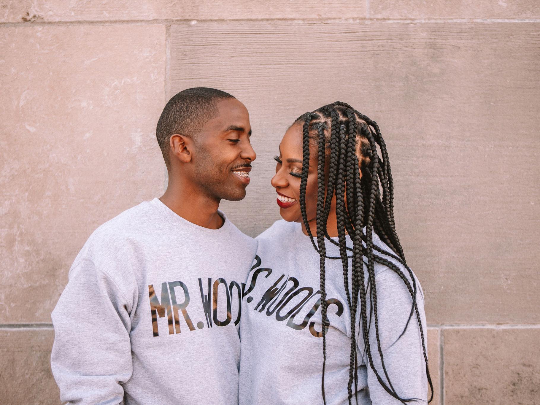 The Wedding Website of Anjelica Hollman and Frank Woods