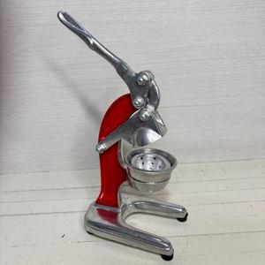 Manual Citrus Juicer