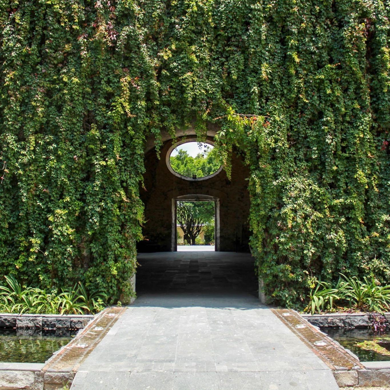 The Wedding Website of Nico Serrano and Caro Carmona