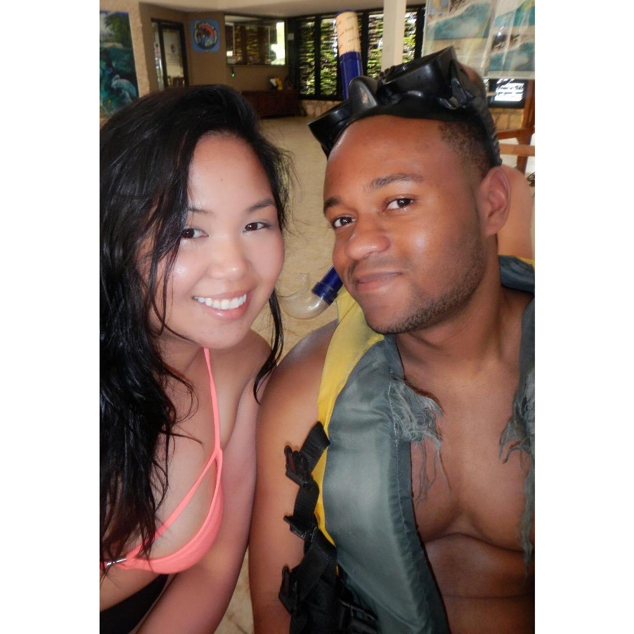 Snorkeling with Sea Turtles, Playa Del Carmen, Mexico // April - May 2015