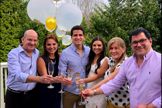 The Wedding Website of Diana Soloaga and Alejandro Navas