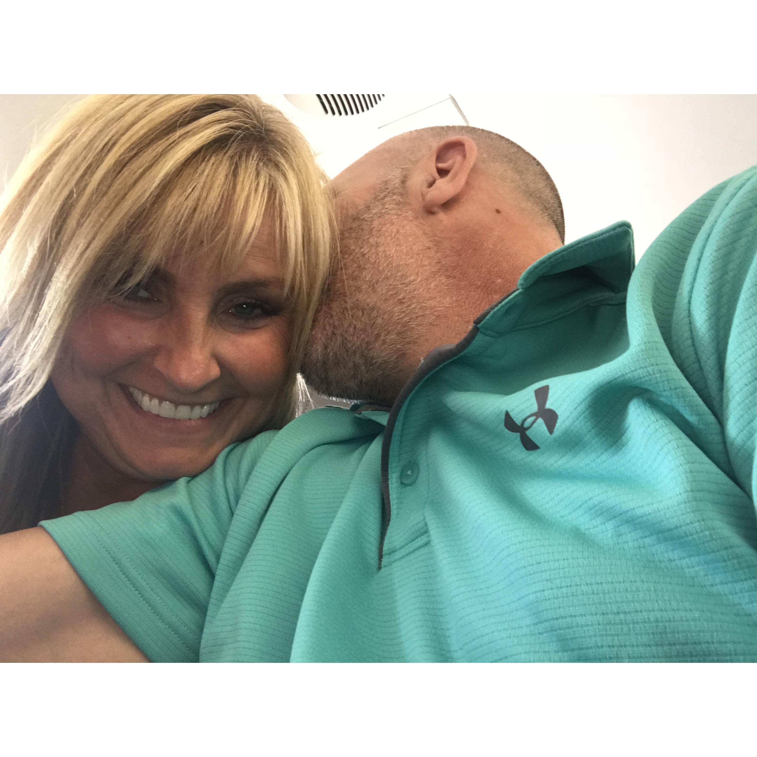 Flying to DC...love how he loves me ❤️😘