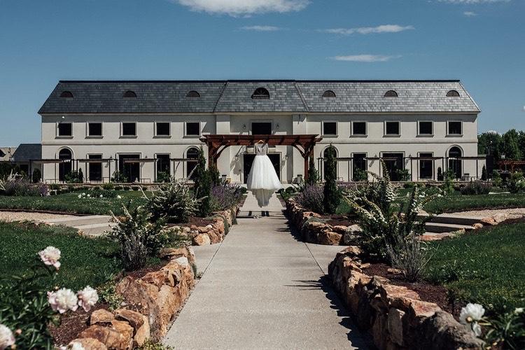 The Wedding Website of Ariana Pyper and Brenden Tamayo