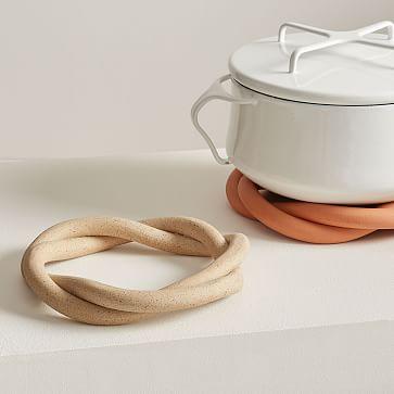 Virginia Sin Ceramic Twist Trivet