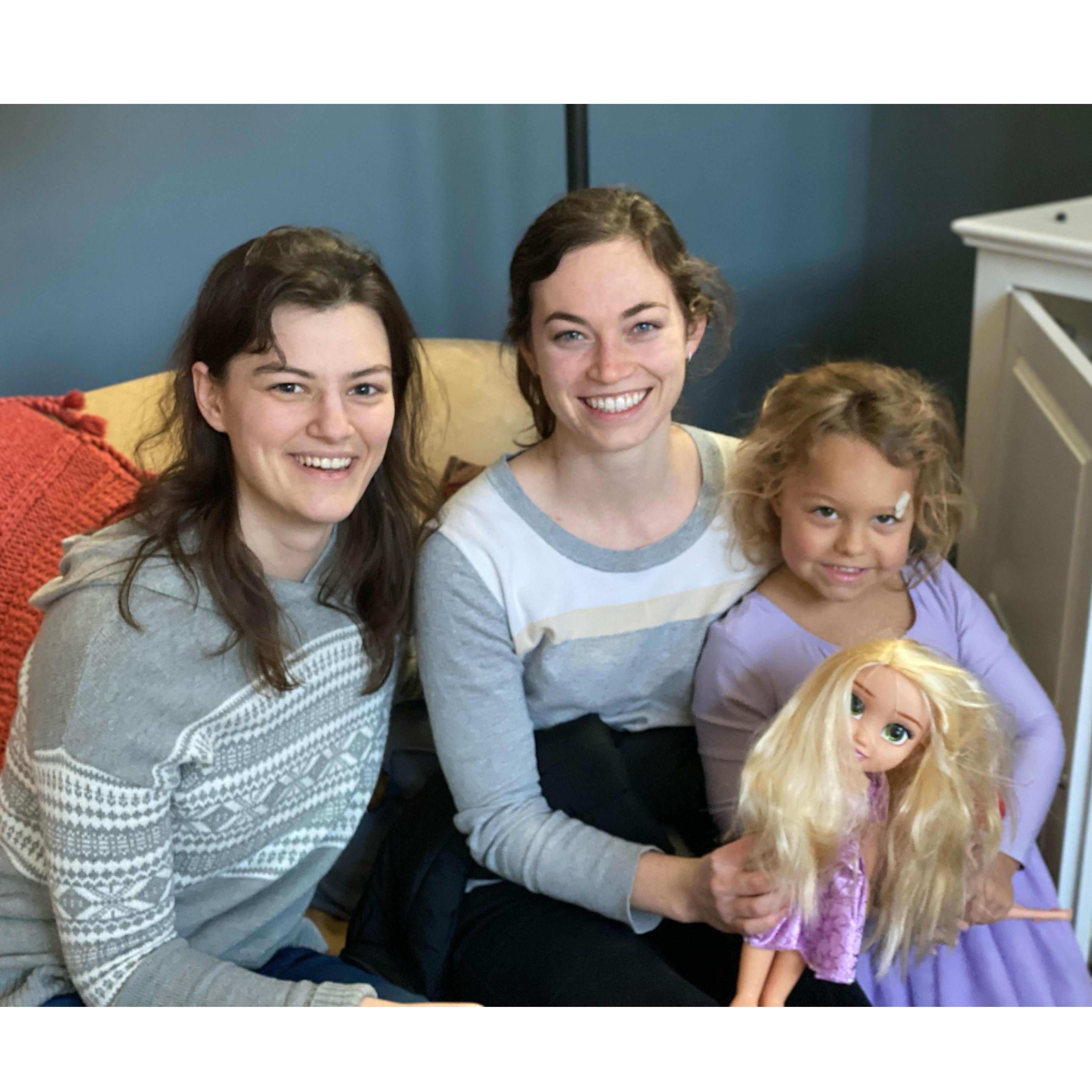 Sophia, Elizabeth, and MB having fun!