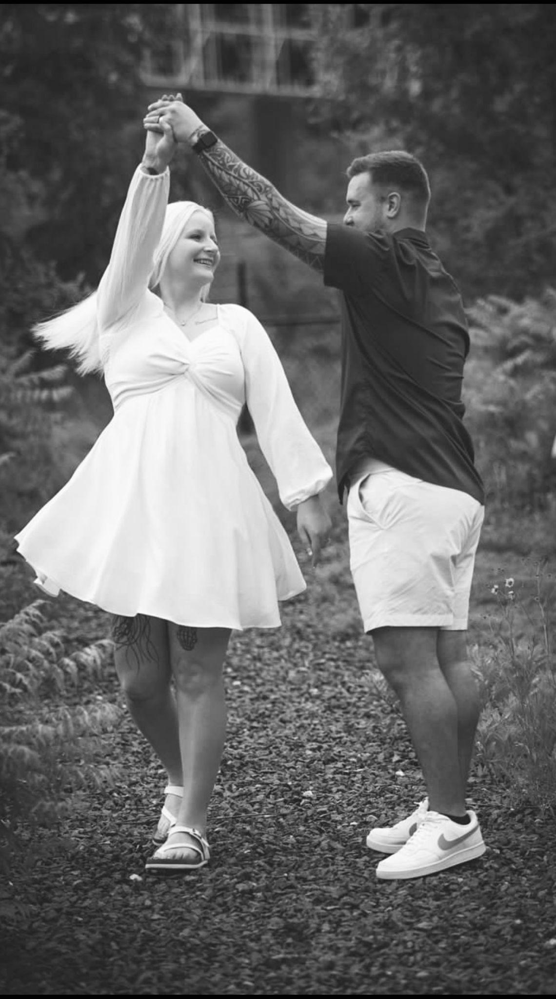 The Wedding Website of Kasadi Becvar-Lewis and Brandon Champagne