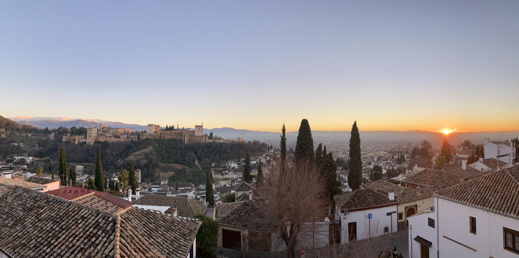 The Wedding Website of Lucia Villanueva Alonso and Jack Kelly