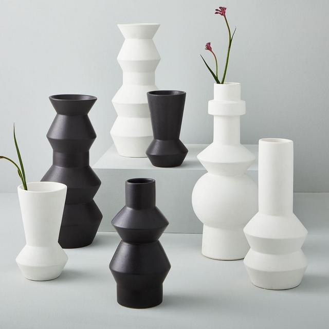 Totem Vase, 15", Matte Black