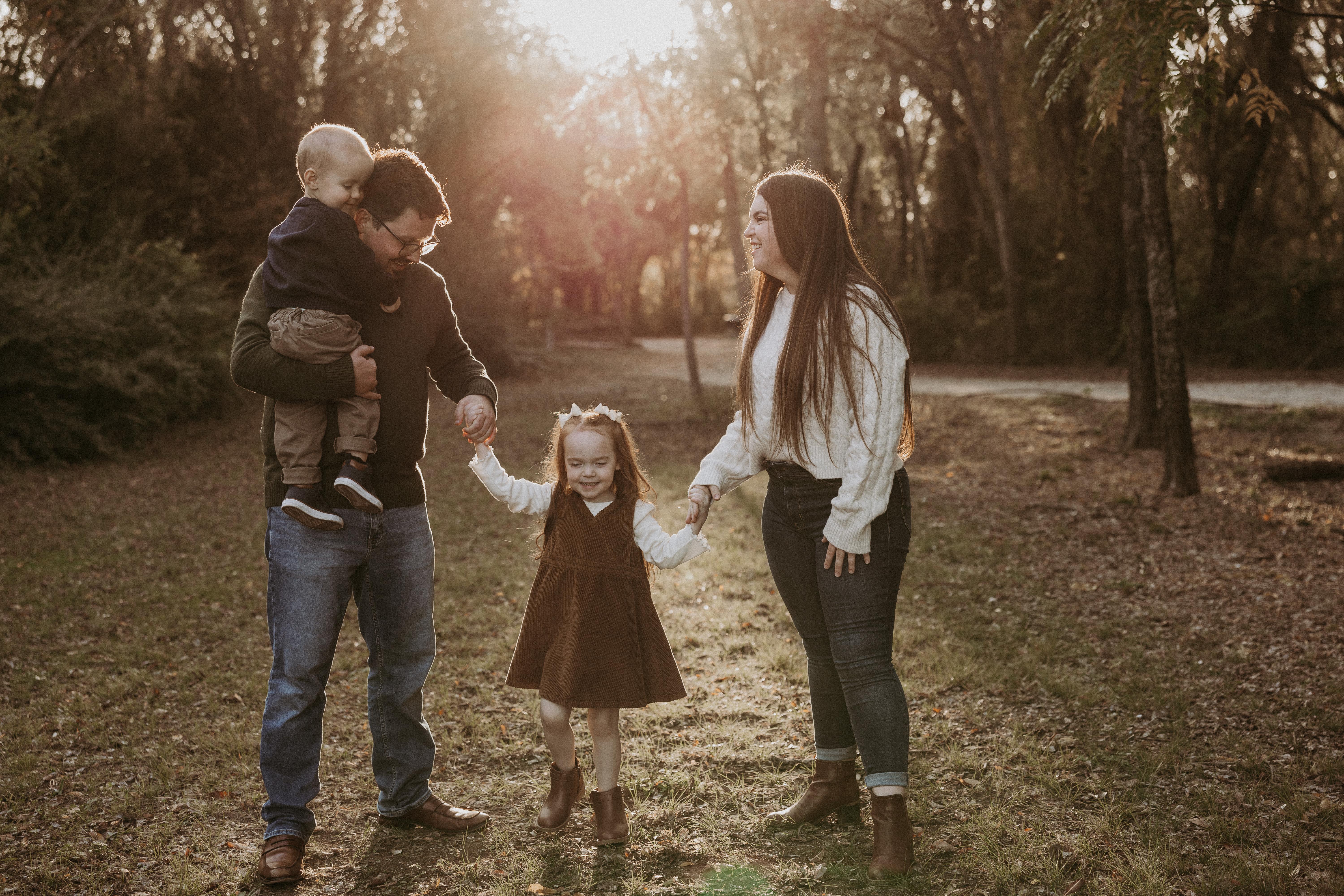 The Wedding Website of Stevie Burns and Hunter Stutzman