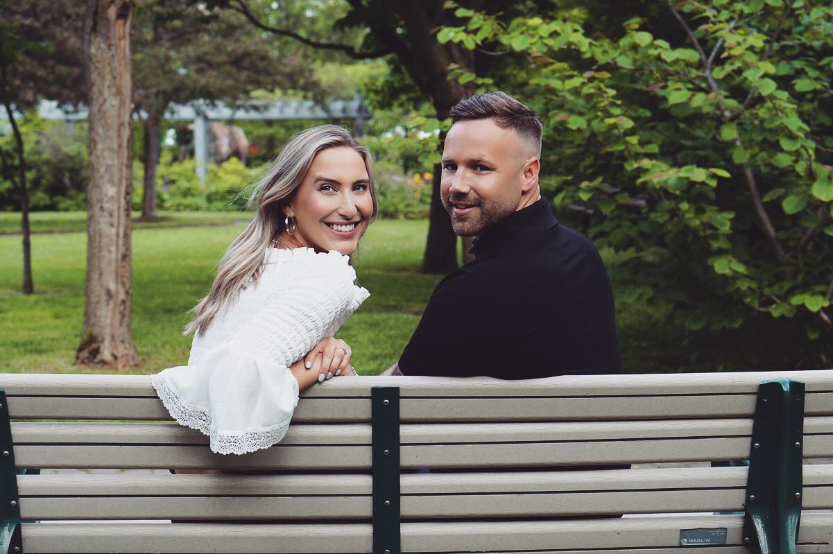 The Wedding Website of Jacqueline Metcalfe and Gary Chapman