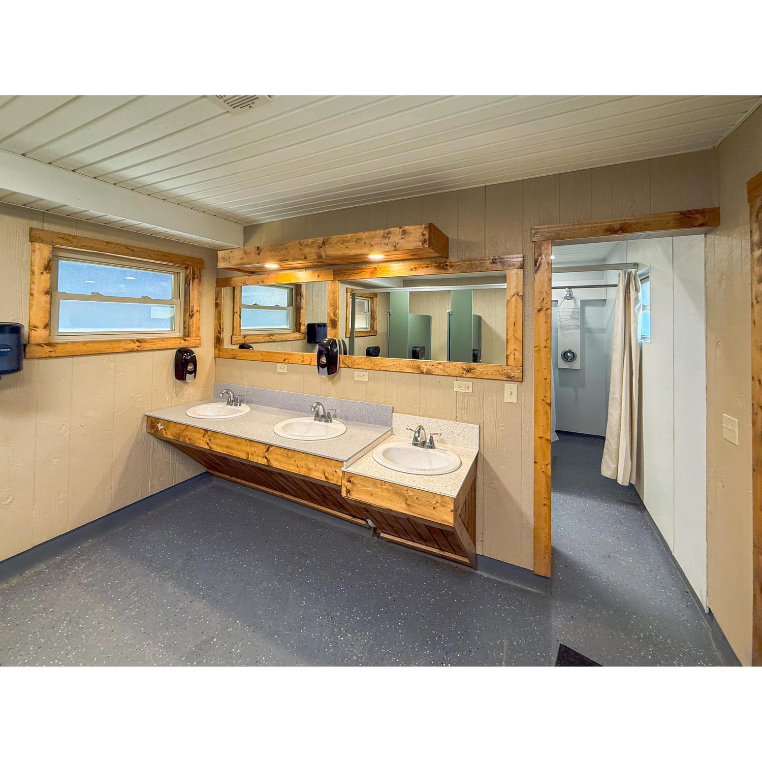 Senior Village Cabin bathhouse. (sinks)