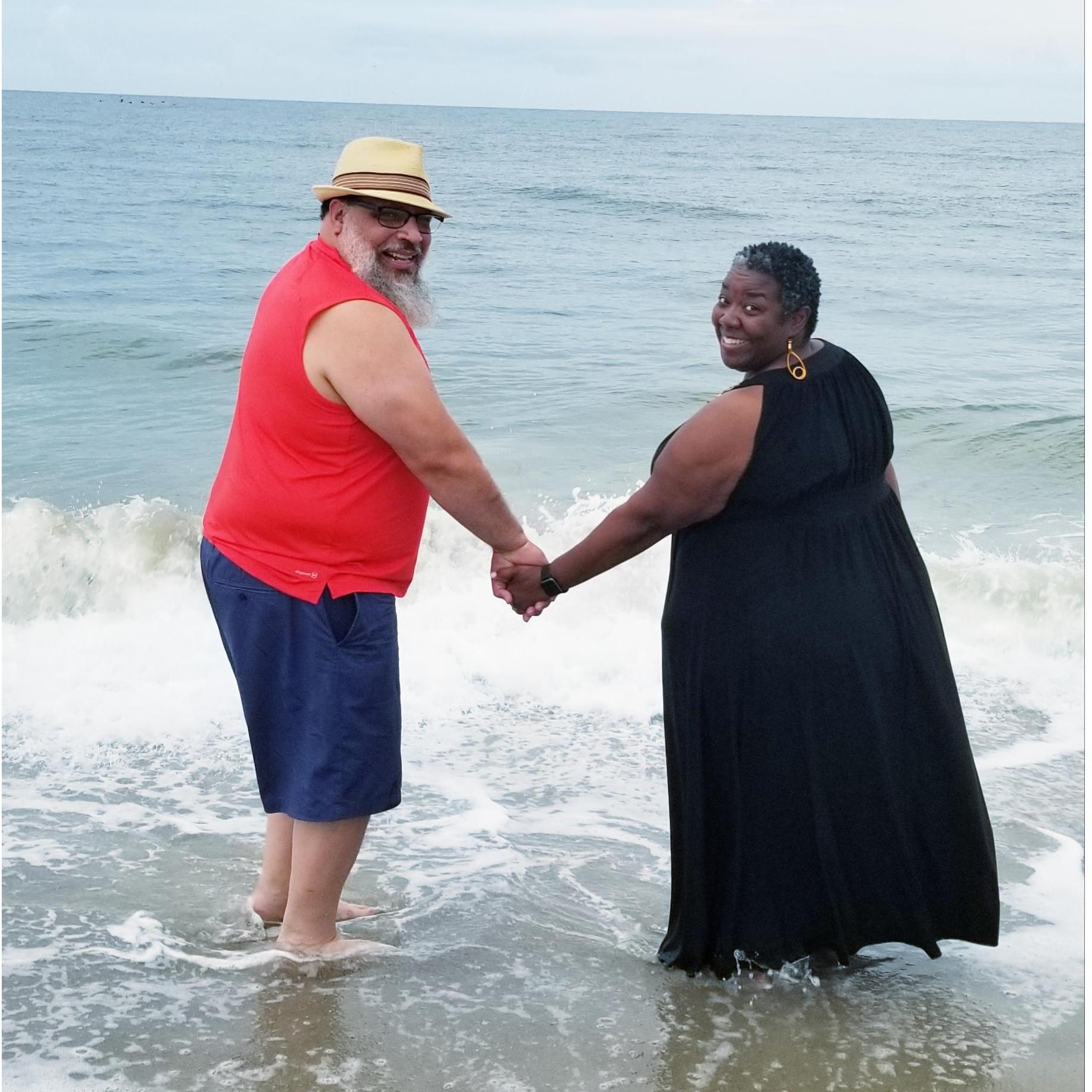 Holden Beach Trip 2021 (another one of our amateur photo shoot pics from the strangers that we stopped along the beach that day . . . lol) #mochaandmilk