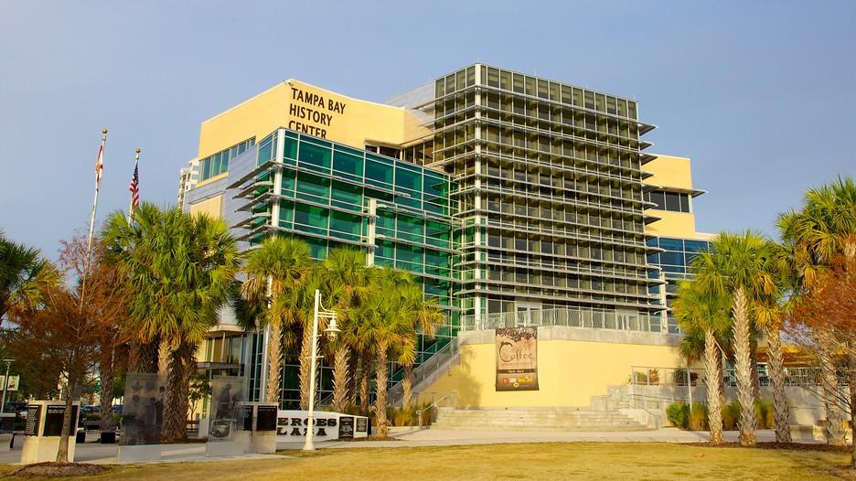 The Wedding Website of Jane McGinnis and Eduardo Reyes