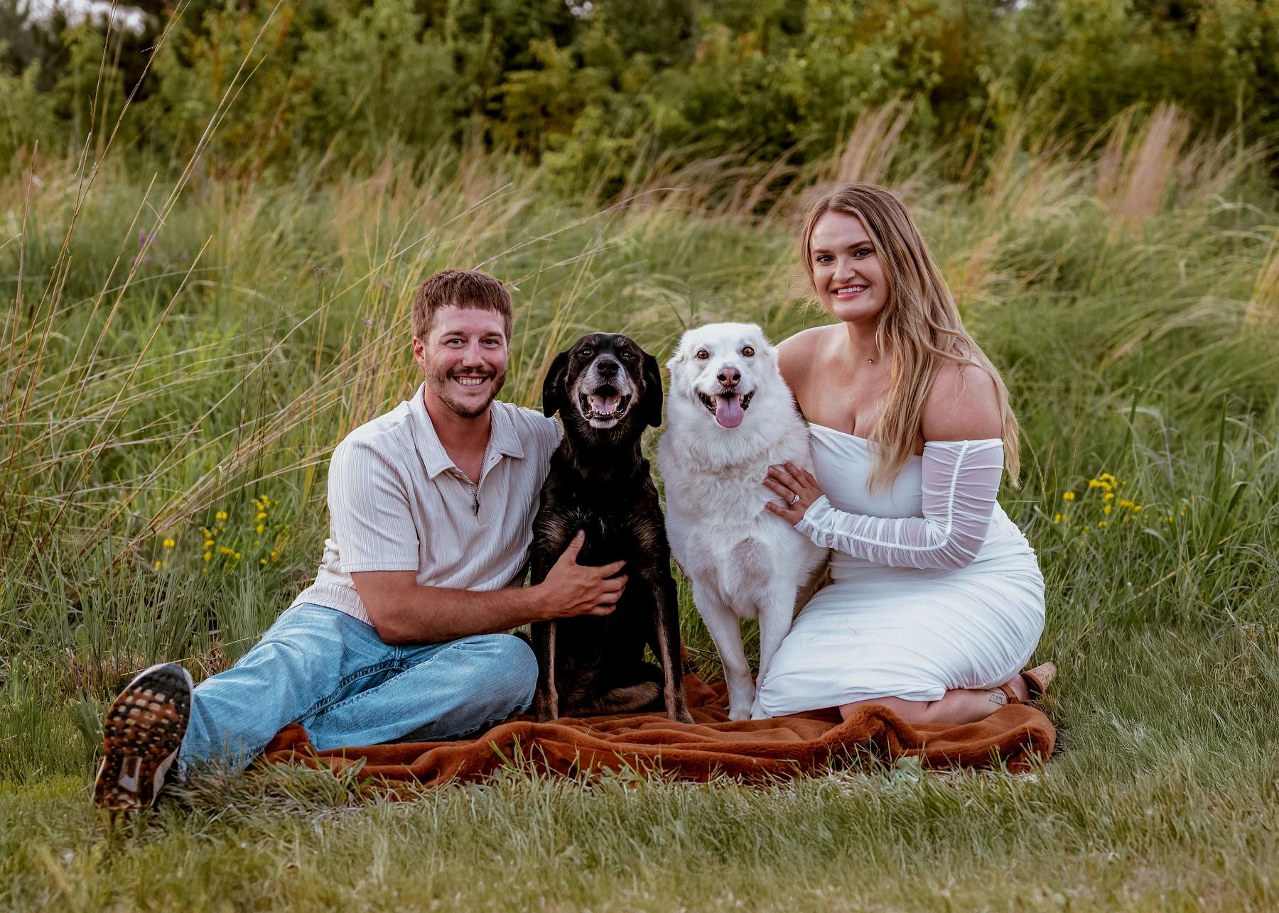 The Wedding Website of Jessalyn Roussin and Brendon Chester