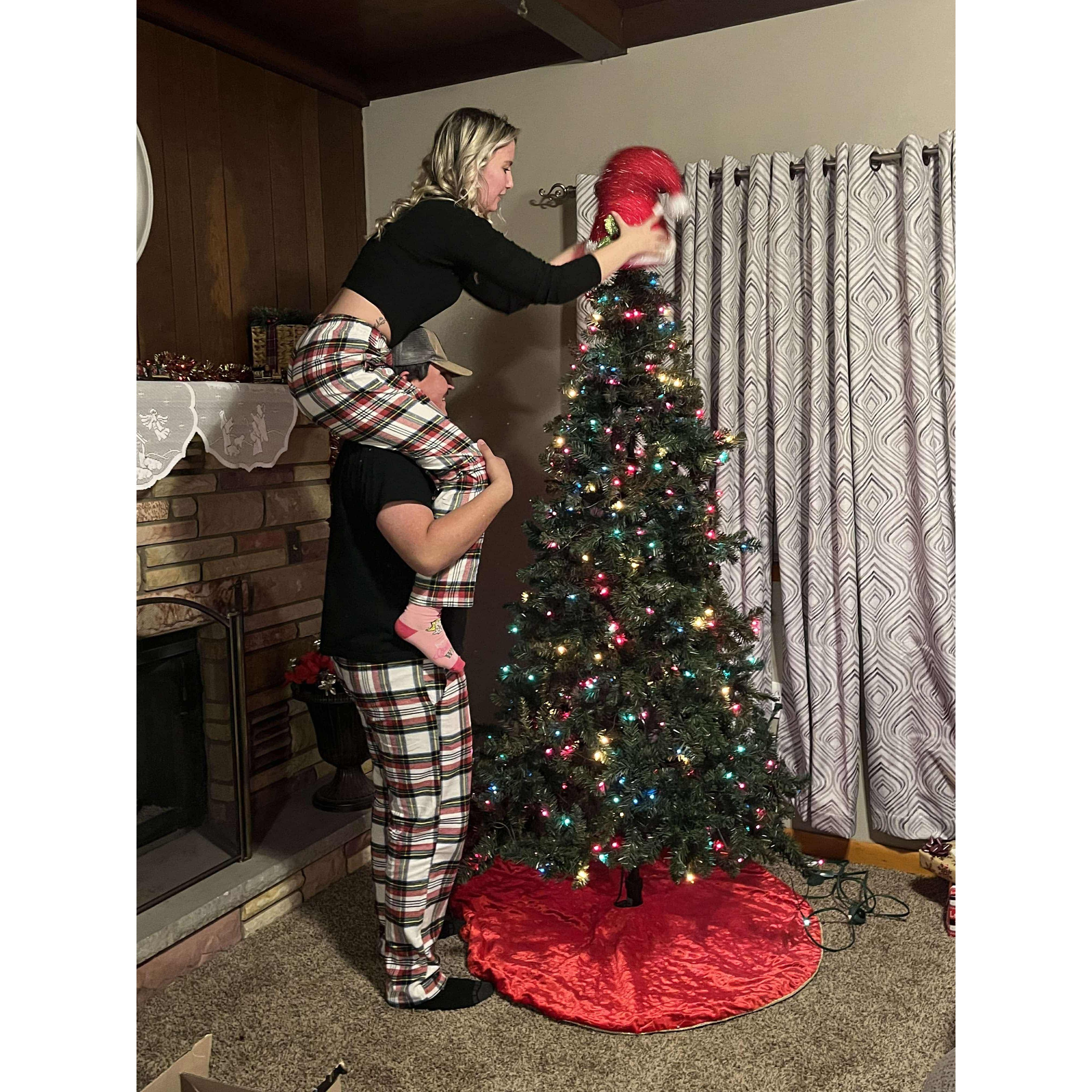 Decorating the Christmas tree