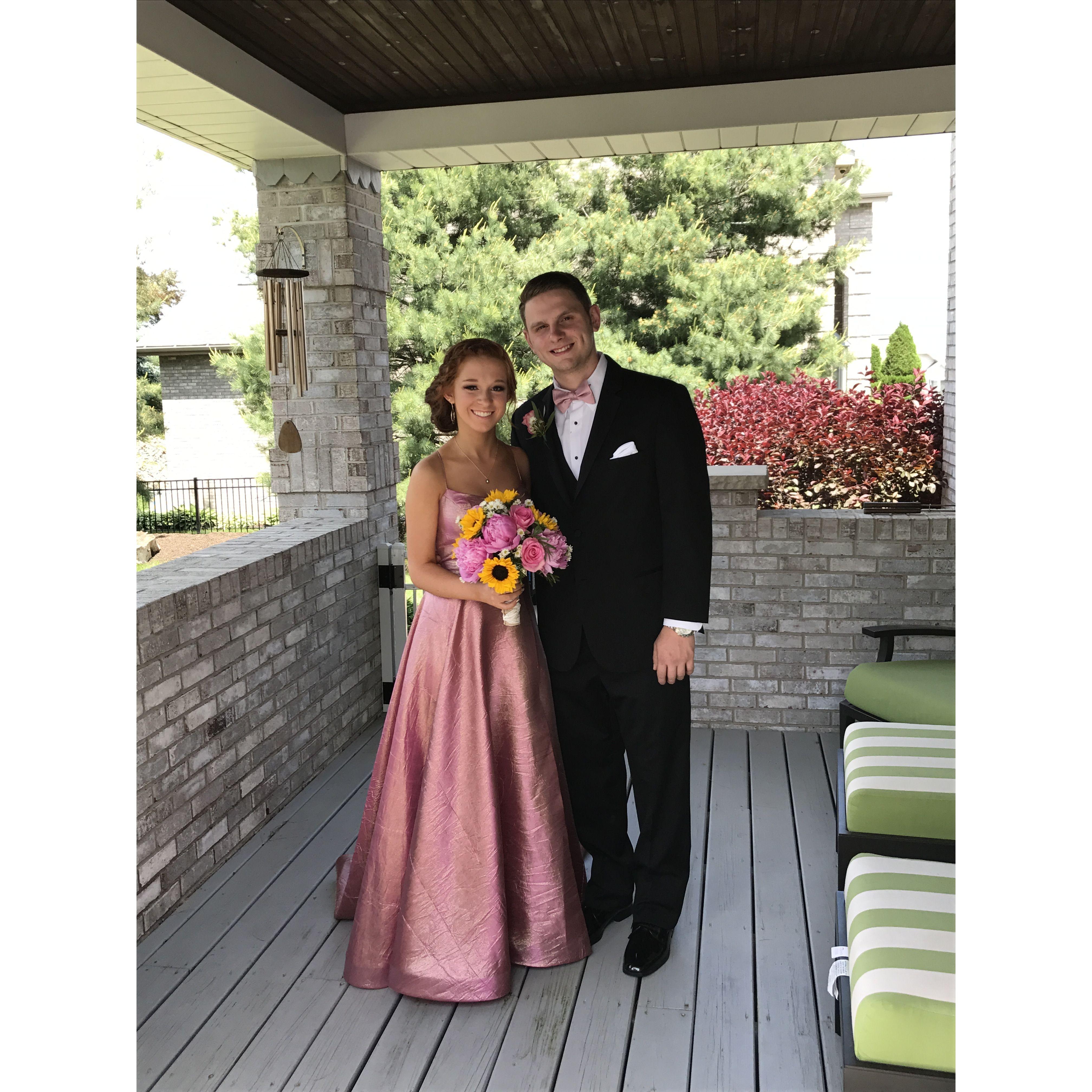 Senior prom :')