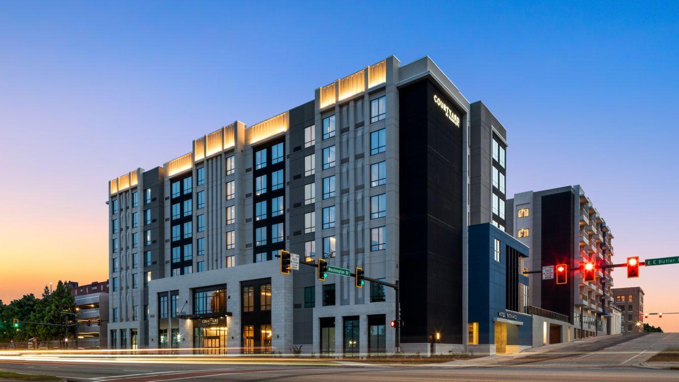 The Wedding Website of Avery Stiber and Colby Cox