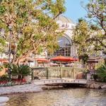 The Grove (Shopping)