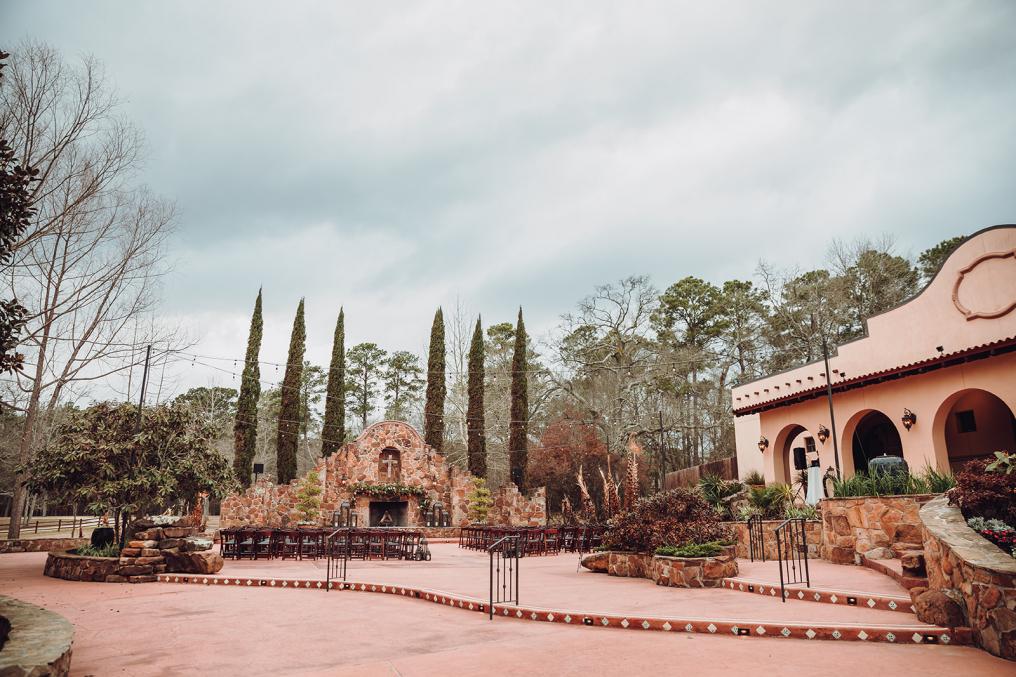 The Wedding Website of Naylea Villarreal and Ramon Gonzalez Jr.