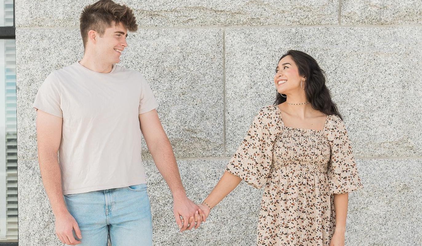 The Wedding Website of Vanessa Sabel and Ezra Pendleton